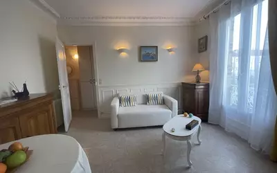 Saint-Denis (93200)