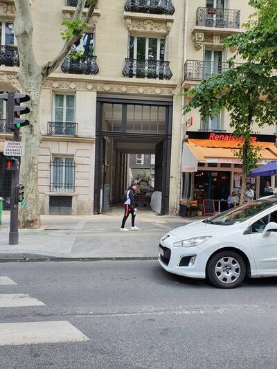 Location appartement 2 pièces Paris 18e
