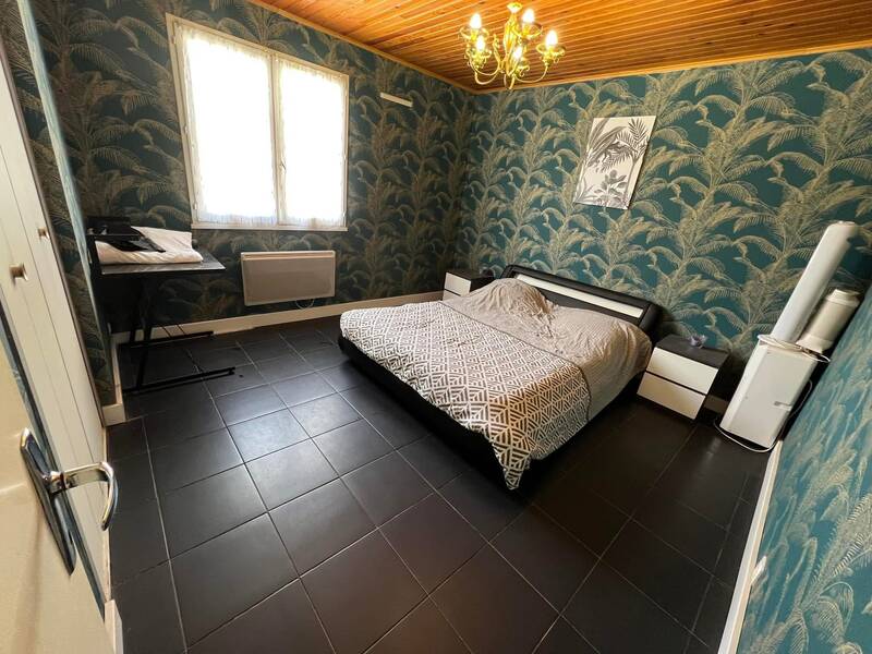 Ceyras (34800)