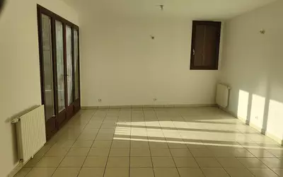 Saint-Denis (93200)