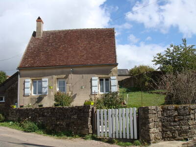 Location maison 4 pièces Lurcy-le-Bourg (58700)