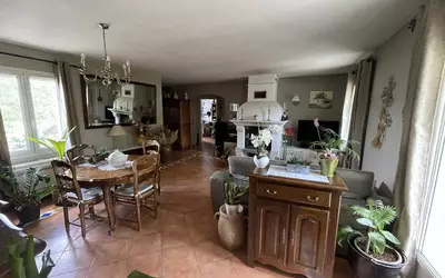 Apt (84400)