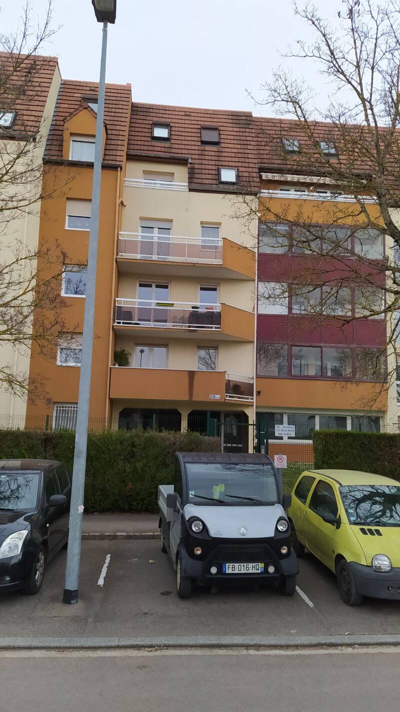 Dijon (21000)