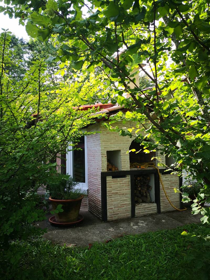 Hostens (33125)