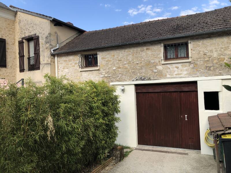 Oinville-Sur-Montcient (78250)