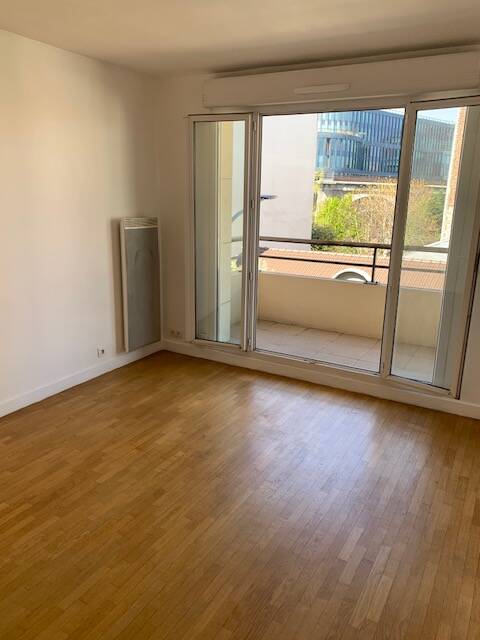 Issy-Les-Moulineaux (92130)