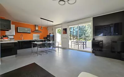 Reignier-Ésery (74930)