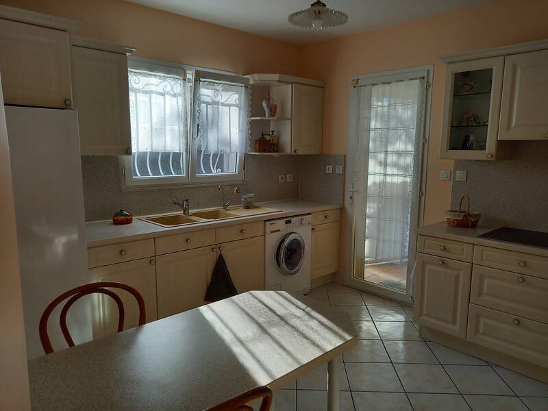 Sanary-Sur-Mer (83110)