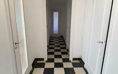 Nantes (44000)