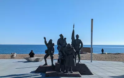 Fréjus (83600)