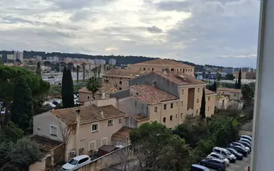 Toulon (83000)