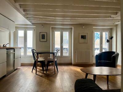 Location appartement 2 pièces Paris 2e