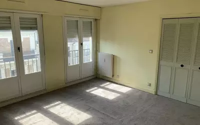 Fontainebleau (77300)
