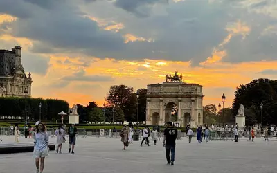 Paris 8E