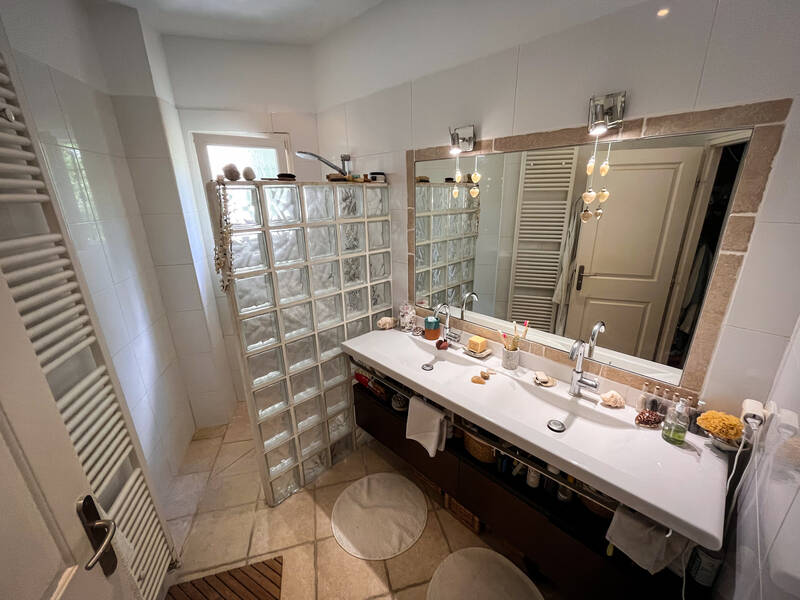 / 4 Chambres Saint-Drézéry (34160)