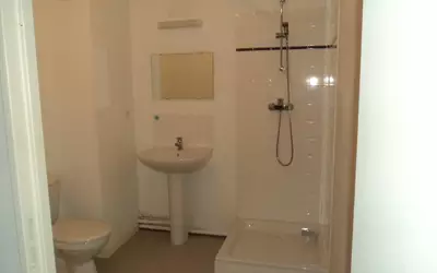Nantes (44300)
