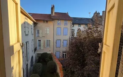 Aurillac (15000)