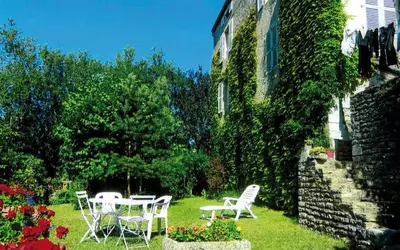 Maison De Maitre, 70 Km De Dijon