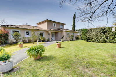 Vente maison 9 pièces Montpon-Ménestérol (24700)