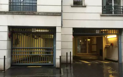 Paris 20E
