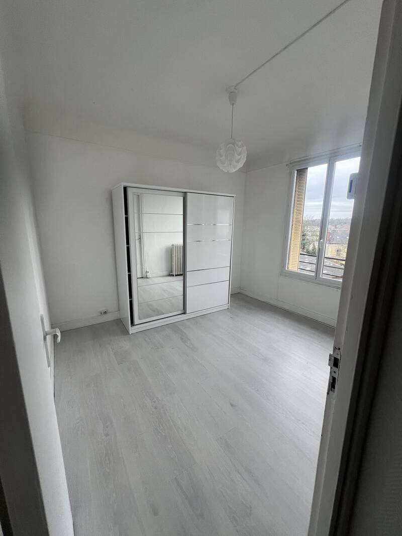 Melun (77000)
