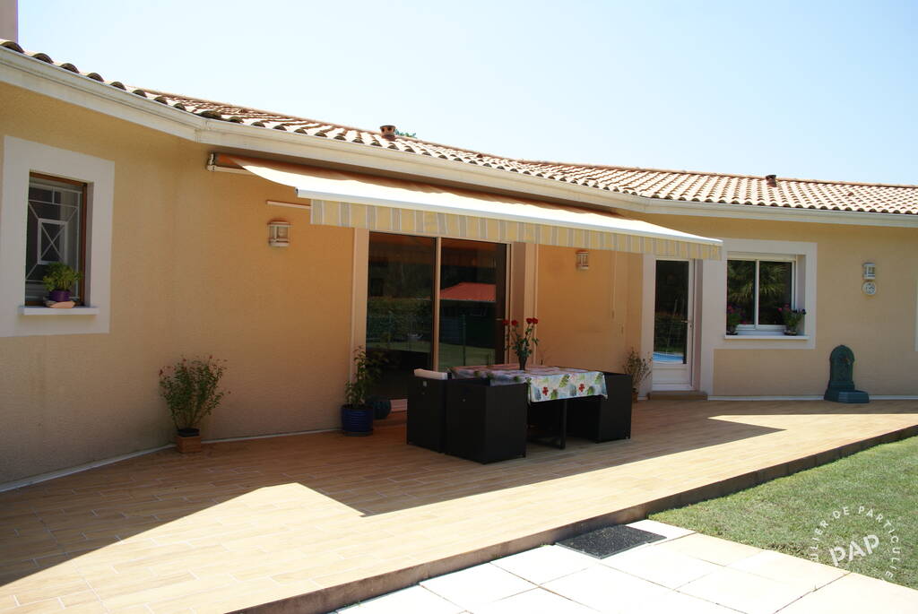 Maison Hourtin (33990)-Avec Dépendance De 17M2- 650.000 €