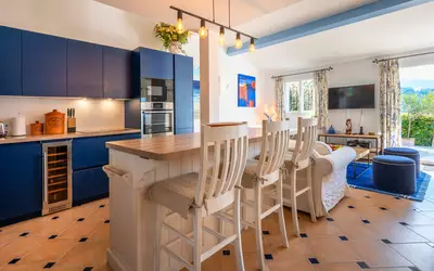 Roquebrune-Sur-Argens (83520)