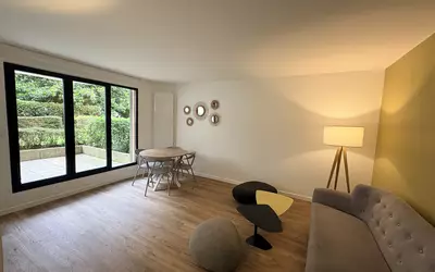 Puteaux (92800)