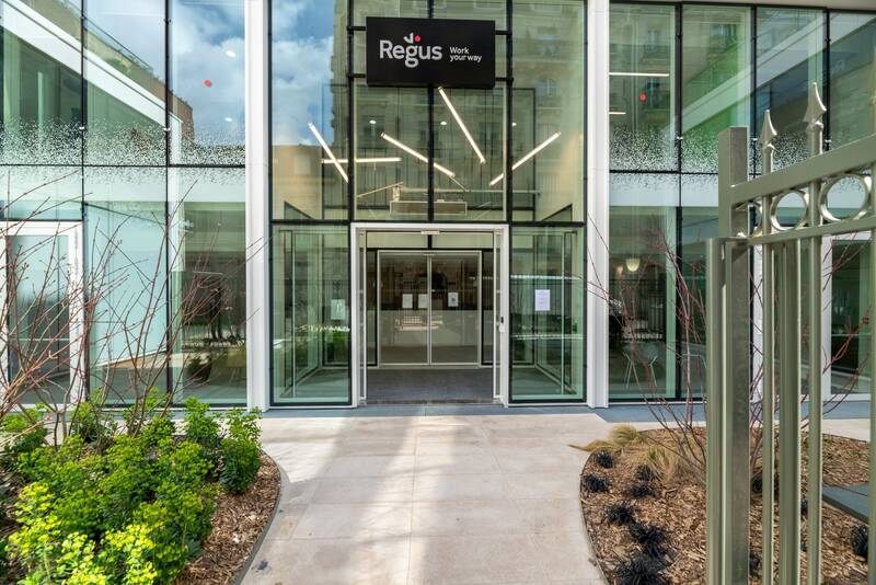 Bureaux, local professionnel Levallois-Perret - 8&nbsp;m² - 469&nbsp;&euro;