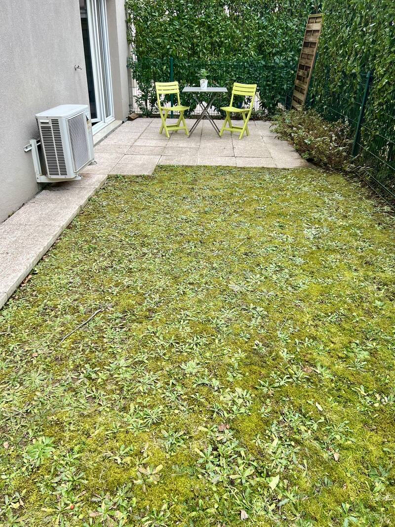 Décines-Charpieu (69150)