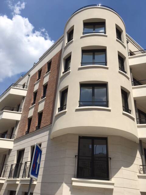 Bois-Colombes (92270)