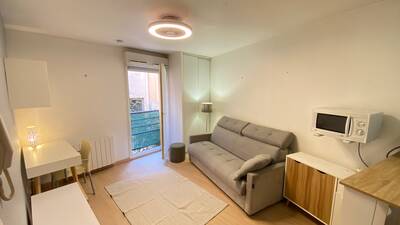 Location appartement studio Nîmes (30)