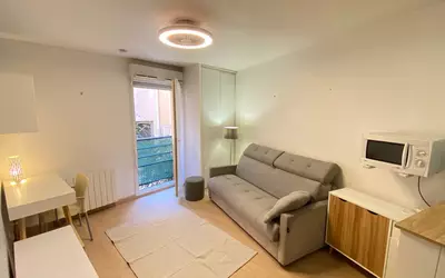 Nîmes (30000)