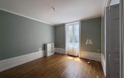 Nantes (44000)