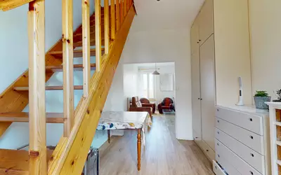 (80.1 M2 Au Sol) - Rueil-Malmaison