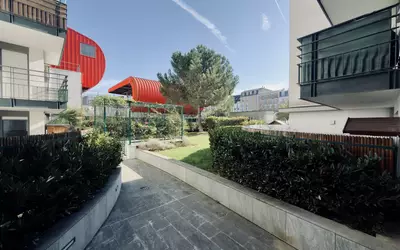 Issy-Les-Moulineaux (92130)