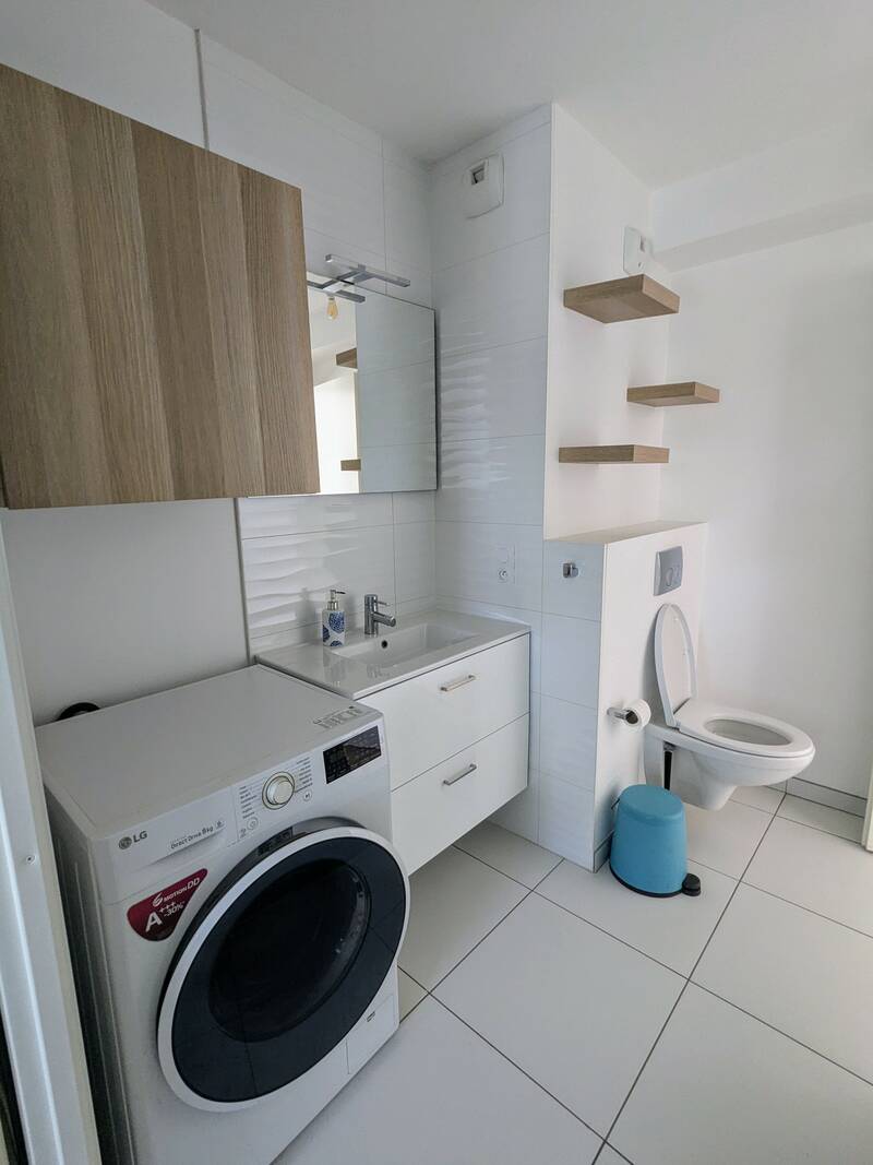 Nantes (44000)