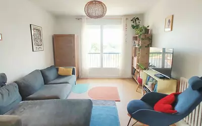 Nantes (44000)
