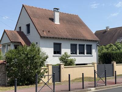 Vente maison 6 pièces Le Coudray-Montceaux (91830)
