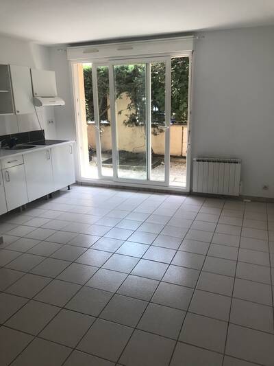 Location appartement studio Livry-Gargan (93190)
