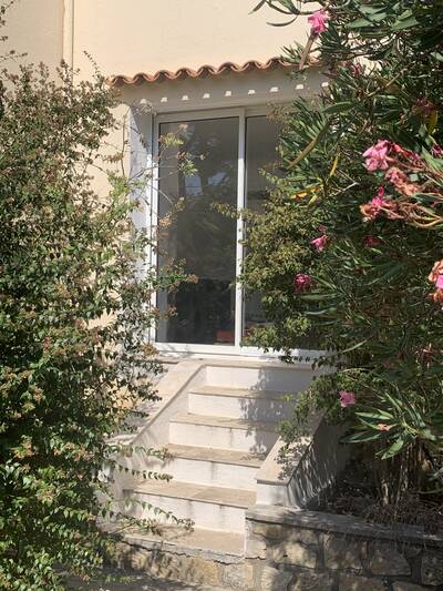 Location appartement studio Antibes (06)