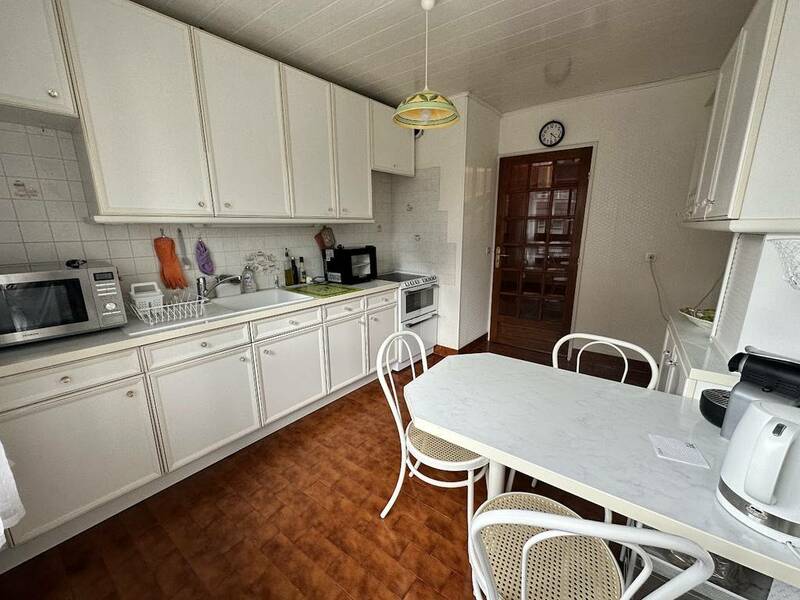Courbevoie (92400) - Quartier D'affaire -