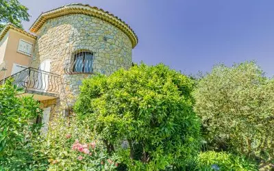 Le Bar-Sur-Loup (06620)
