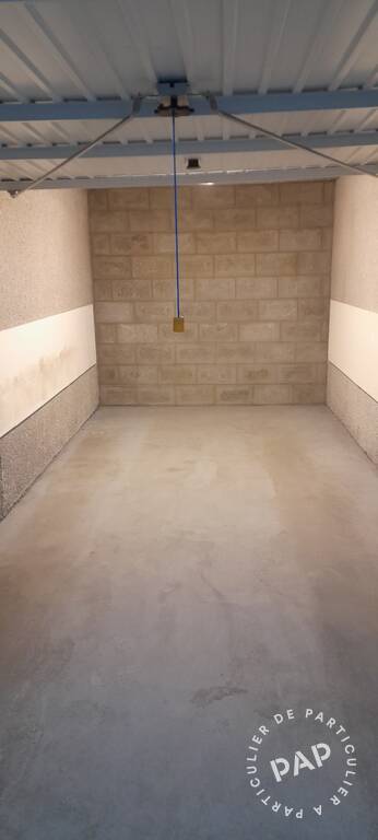 Parking 12 m² · à Paris 15e · 12 m² · 29 000 €