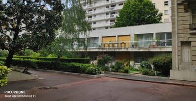 Location appartement 2 pièces Paris 15e