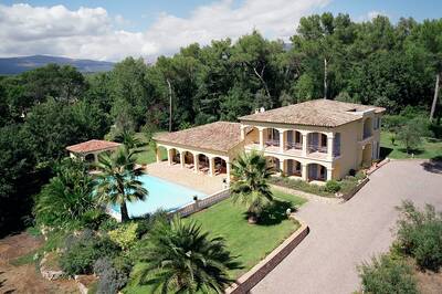 Location maison 6 pièces Valbonne (06560)
