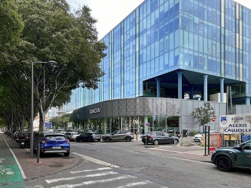 Bureaux, local professionnel Marseille 8E - 8&nbsp;m² - 329&nbsp;&euro;