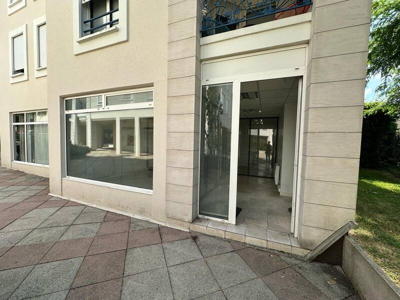 Bureaux, local professionnel Verrières-Le-Buisson (91370) - 41,96&nbsp;m² - 1.262&nbsp;&euro;