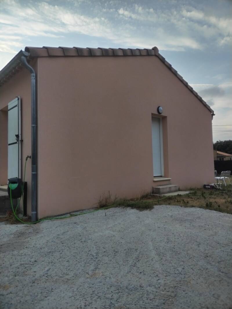 Tresques (30330)