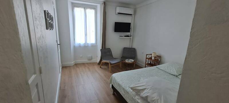 Biot (06410)